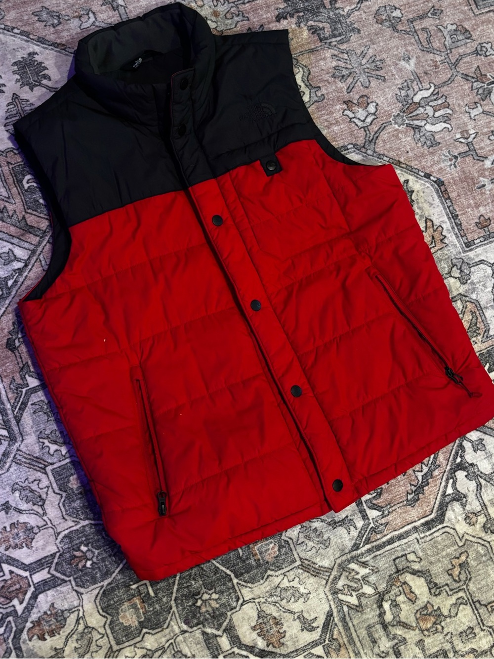 The North Face Men’s Medium Red Black Puffer Vest Insulated